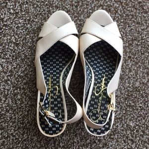 Jessica Simpson Wedges